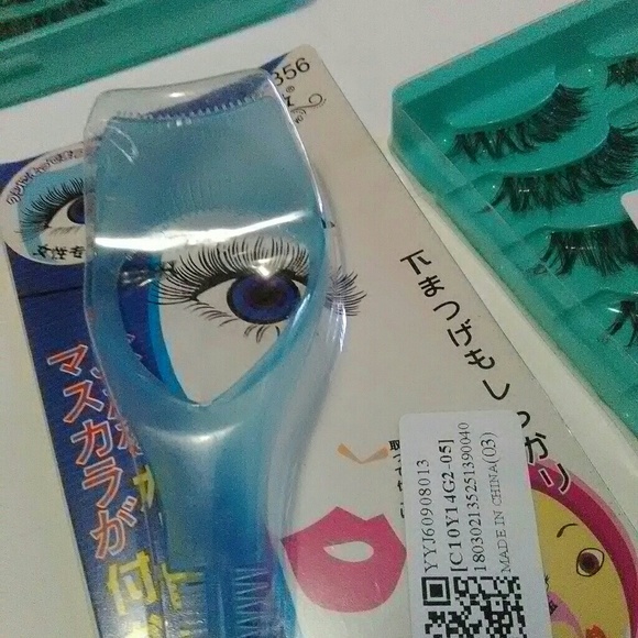 15 Pairs New Reusable Eyelashes + 1 Eyelash Curler - Picture 5 of 5